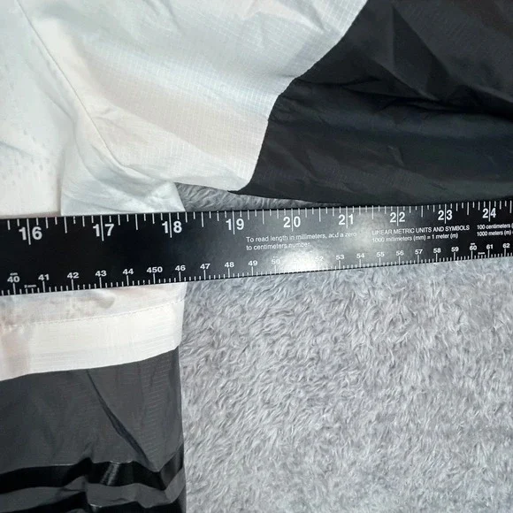 Adidas Womens Colorblock Hooded Windbreaker Jacket White Black CY7320 Sm. *READ* - Picture 5 of 8